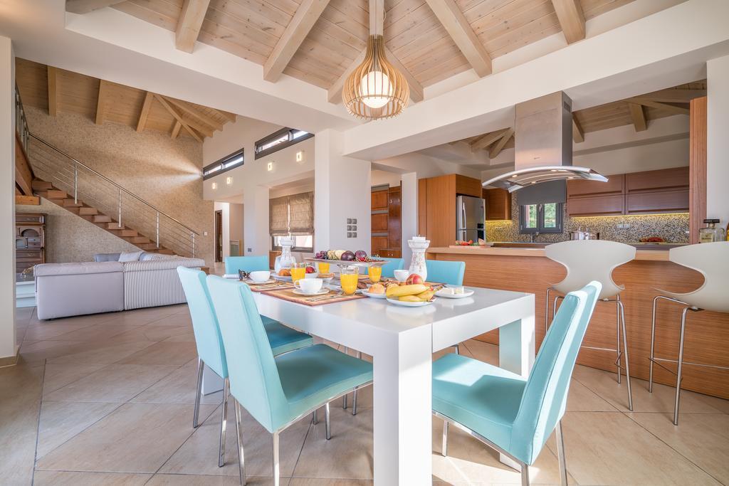 Villa Merovigli - Sea Views & Private Pool, Ideal For Large Groups, By Zantewize تراغاكي المظهر الخارجي الصورة